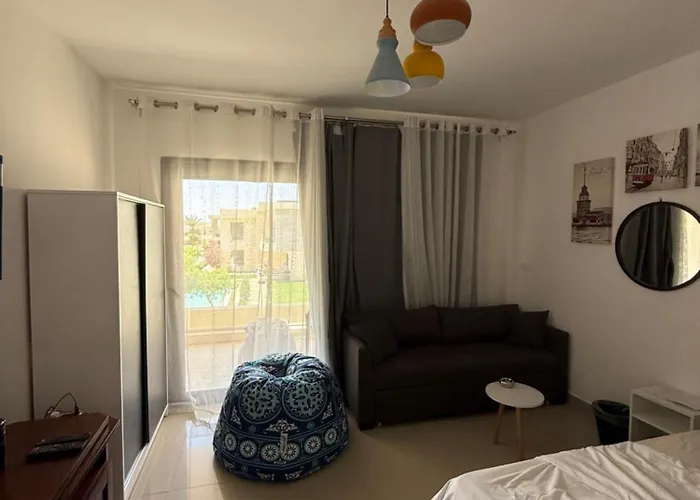 Renovated Lovely Cozy In G Cribs, Elgouna * الغردقة